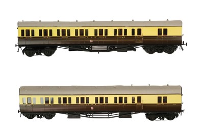 Lot 524 - "O" Gauge GWR "B set" in 1927 livery of two brake composite coaches