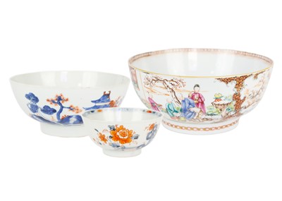 Lot 9 - A Chinese porcelain punch bowl, Qianlong period.