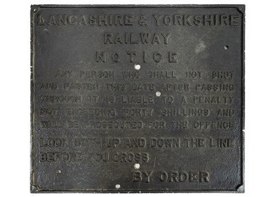 Lot 546 - Railwayana - Lancashire & Yorkshire Gate Crossing Sign