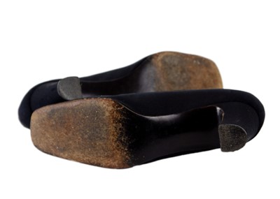 Lot 341 - A collection of designer shoes.