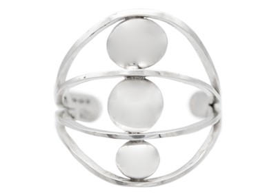 Lot 321 - A 999 fine silver 'Triple Bubble' bangle by James Suddaby.