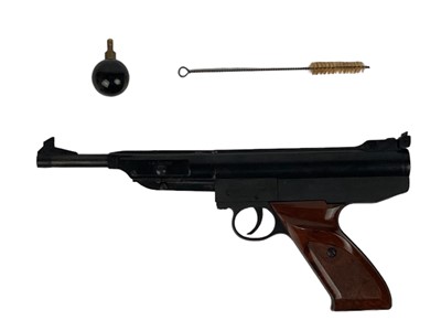 Lot 221 - A German EM-GE model LP3a air pistol.