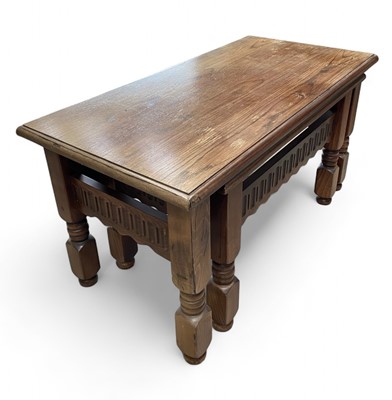 Lot 14 - Two nesting coffee tables