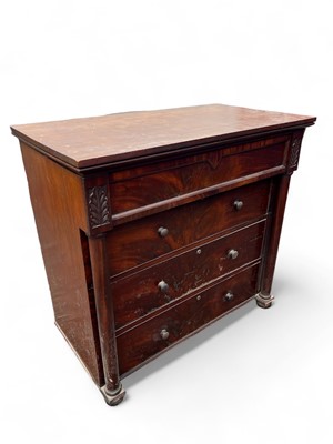 Lot 919 - A Victorian toilet chest