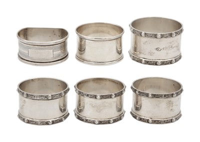 Lot 67 - A modern silver set of four heavy napkin rings by Adie Brothers Ltd.