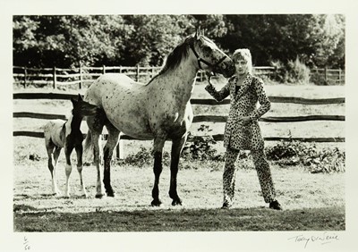 Lot 433 - Terry O'NEILL (1938-2019)