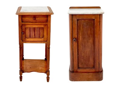 Lot 916 - A Victorian marble topped mahogany bedside cabinet.