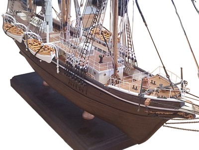 Lot A fine scale model of Ernest Shackleton's Endurance