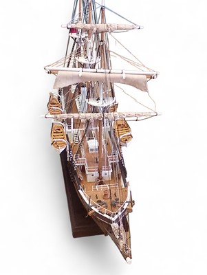 Lot A fine scale model of Ernest Shackleton's Endurance