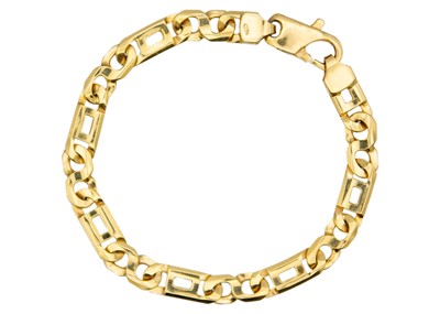 Lot 39 - A modern 9ct hallmarked heavy gold S and rectangular link fancy bracelet.