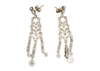 Lot 33 - A good pair of Art Deco 18ct white gold diamond set chandelier earrings.