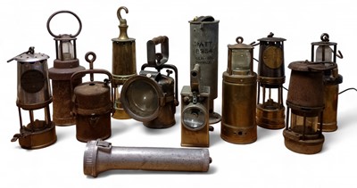 Lot 1086 - Mining lamps