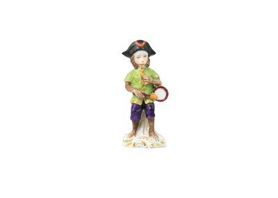 Lot 351 - A German porcelain twelve-piece monkey band.