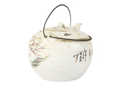 Lot 98 - A Chinese porcelain teapot, early 20th century.