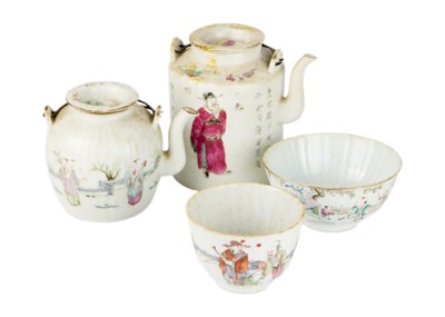 Lot 99 - Two Chinese porcelain teapots, early 20th century.