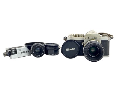 Lot 213 - A Nikon F SLR camera.