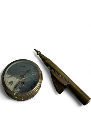 Lot 1137 - Clock and a log