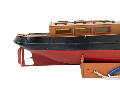 Lot 91 - A well made kit built radio controlled model of a steam tug boat.