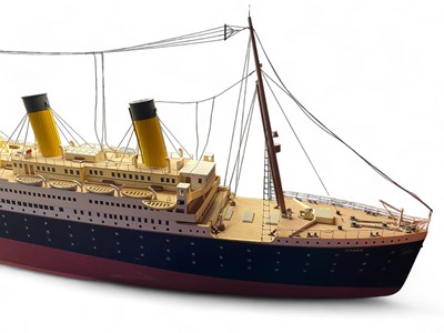 Lot 92 - Model Of The White Star Liner R.M.S. 'Titanic'