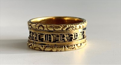 Lot 2402 - A Georgian 18ct gold and enamel mourning ring,...