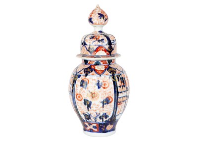 Lot 158 - A Japanese Imari vase and cover, Meiji period.