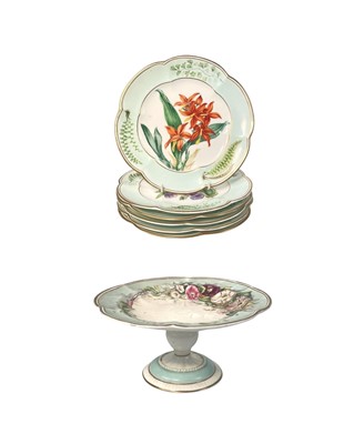 Lot 770 - Six Victorian porcelain dessert plates and a comport.