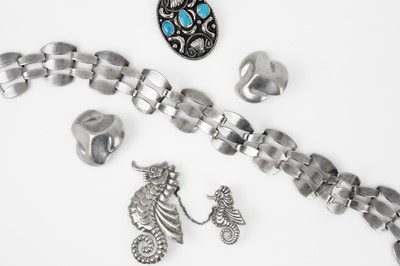 Lot 265 - A Mexican silver group of jewellery.