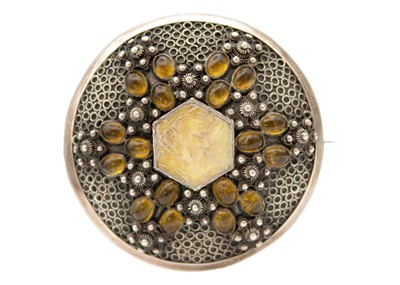 Lot 201 - A Persian heavy silver filigree cameo buckle, 19th century.