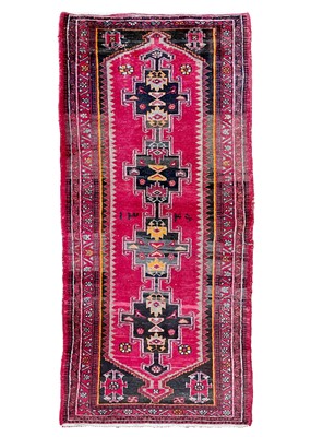 Lot 182 - A Hamadan rug, North West Persia, circa 1950's.