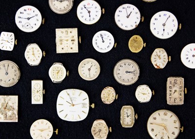 Lot 177 - A collection of manual wind wristwatch movements and dials for repairs or spares.