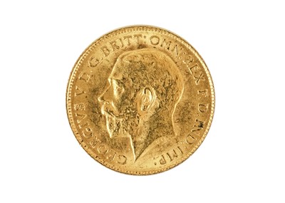 Lot 16 - A half-sovereign gold coin, George V 1914.