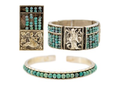 Lot 227 - A Chinese silver and turquoise bead bracelet, clip and turquoise bead bangle.