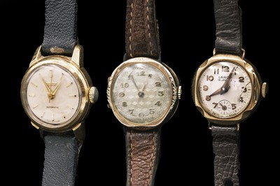 Lot 190 - A selection of three lady's manual wind wristwatches, two with a 9ct case.