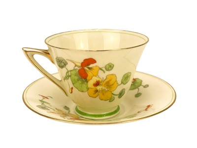 Lot 787 - A Royal Doulton Art Deco Nasturtium pattern part tea set.