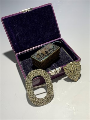 Lot 2406 - Two buckles, jewellery box and snuff box (4).