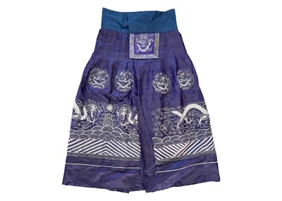 Lot 296 - A Chinese metal thread decorated skirt, late Qing Dynasty.