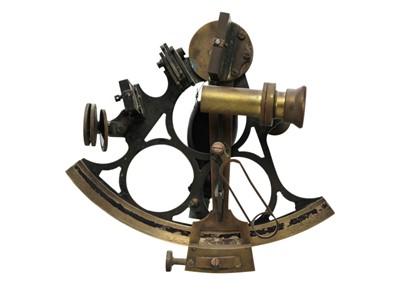 Lot 36 - A modern sextant