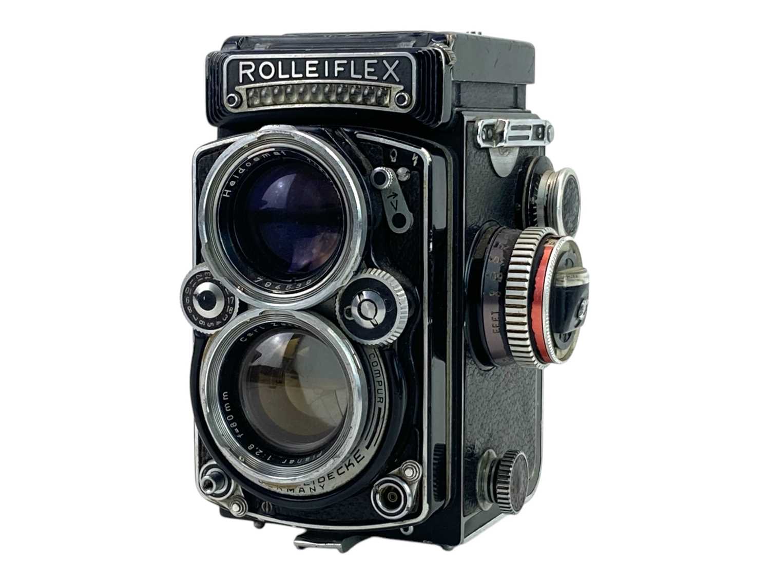 Lot 70 - A Franke & Heidecke Synchro-Compur Rolleiflex twin-lens camera