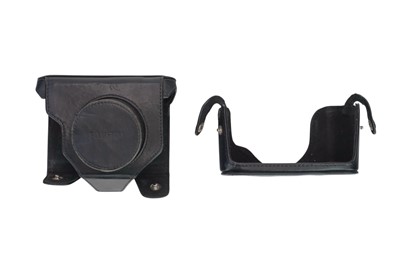 Lot 100 - A Fujifilm X10 digital camera.