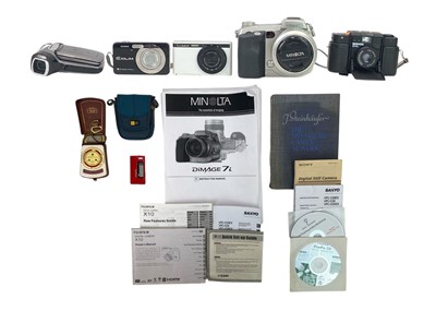 Lot 159 - A Minolta Dimage 7i digital camera.