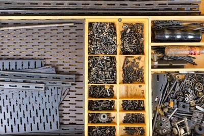 Lot 324 - A Swedish FAC x2 engineering set