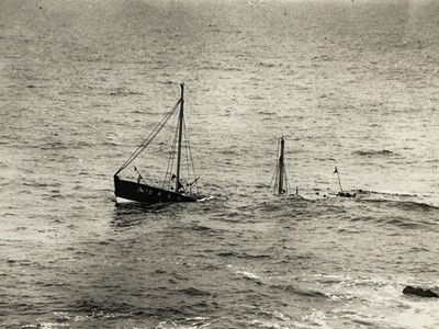 Lot 190 - Shipwreck Photographs
