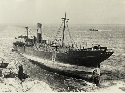 Lot 190 - Shipwreck Photographs