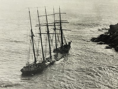 Lot 160 - Shipwreck Photographs