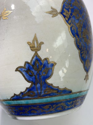 Lot 185 - A Chinese porcelain ginger jar of Persian...