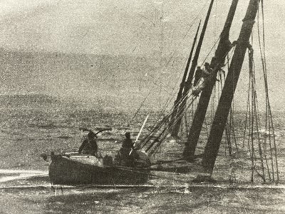 Lot 189 - Shipwreck Photographs