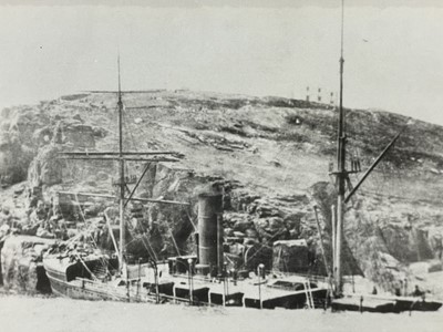 Lot 189 - Shipwreck Photographs