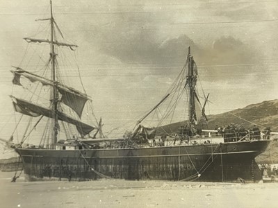 Lot 159 - Shipwreck Photographs