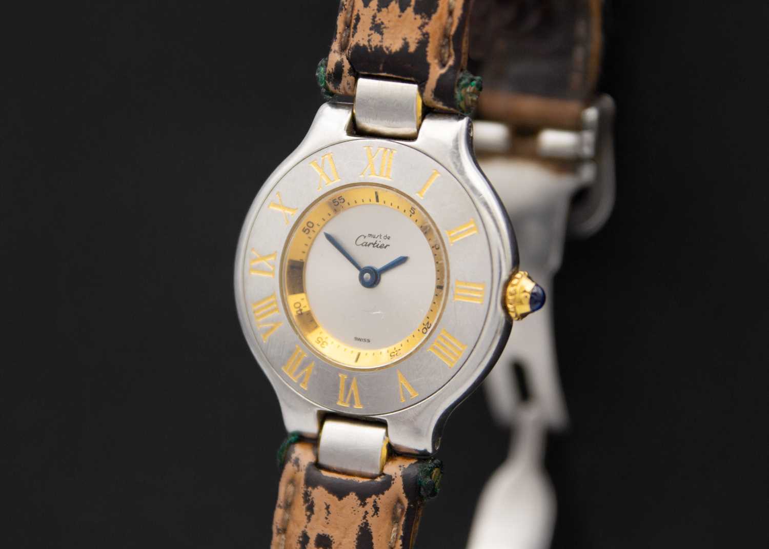 Lot 57 - MUST DE CARTIER - A Must 21 bi-metal lady's quartz wristwatch.