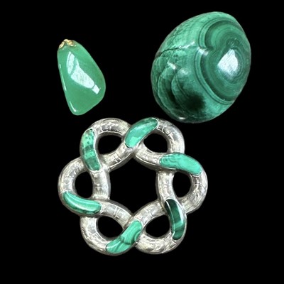 Lot 115 - A white metal (tested as silver) and Malachite...